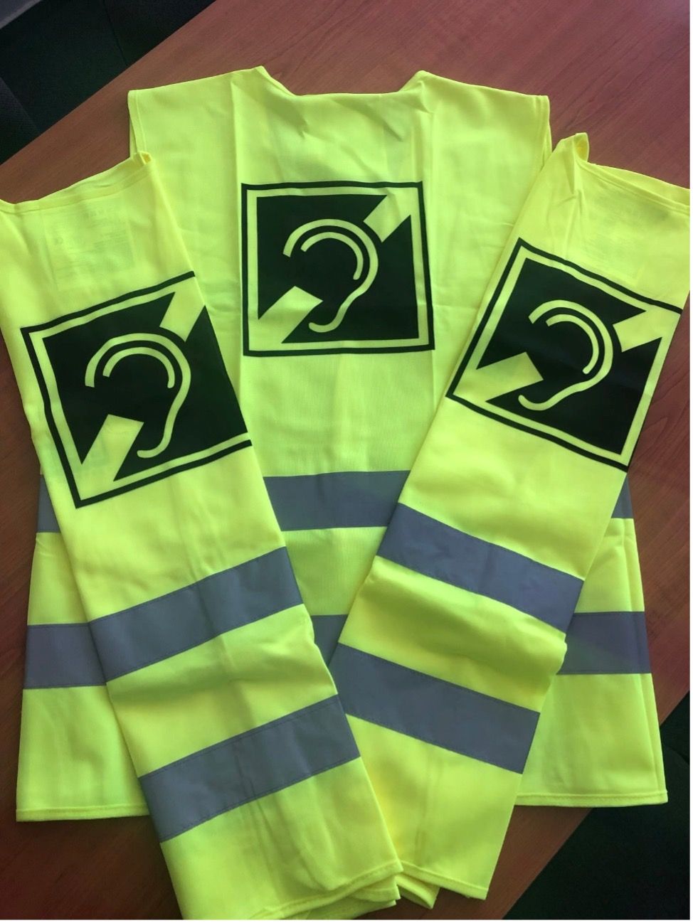 Nepočujúci1.jpg Nepočujúci1.jpg