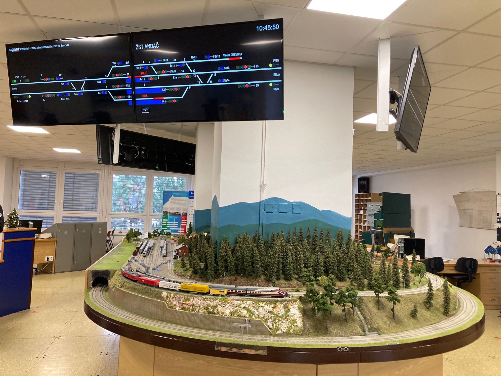 dopravná sála.jpg dopravná sála.jpg