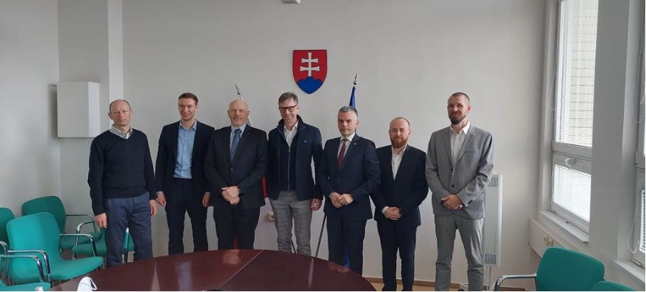 stretnutie-EAC.jpg stretnutie-EAC.jpg